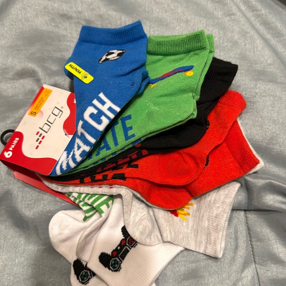 Boy’s Novelty socks pizza, game,soccer, skate